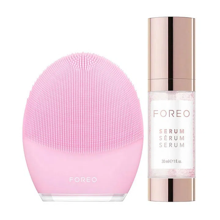 Featuring T-Sonic technology to gently lift away dirt, oil, and excess sebum with a one-minute cleansing routine, as well as app-guided massage routines, this is how you tempt a tech geek to get serious about skincare.