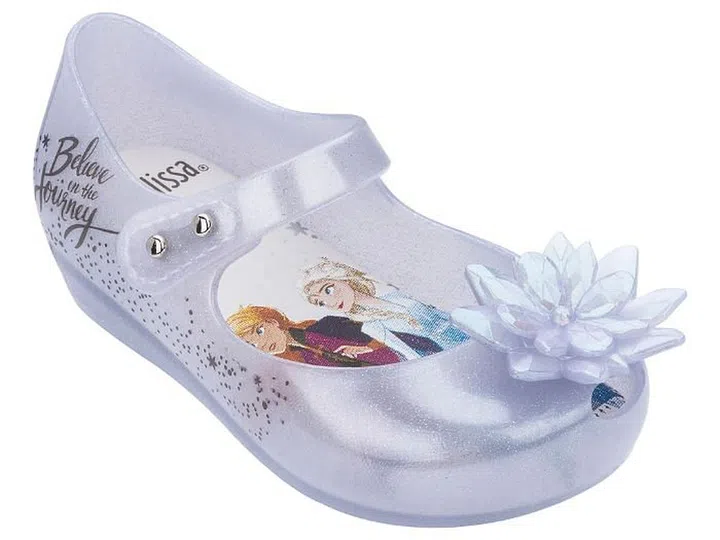 Available at selected Melissa stores.

Photo: Courtesy