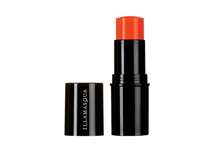 Its sheer, gel base imparts skin with a natural, post- workout flush.