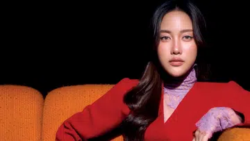 Harper’s BAZAAR Singapore September 2025 cover Freen Sarocha 