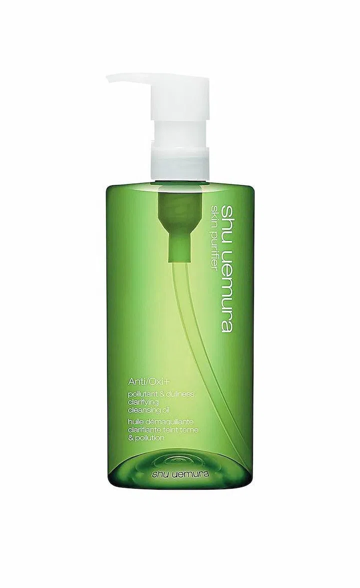 Anti/Oxi+ Pollutant _ Dullness Clarifying Cleansing Oil, $135, shu uemura