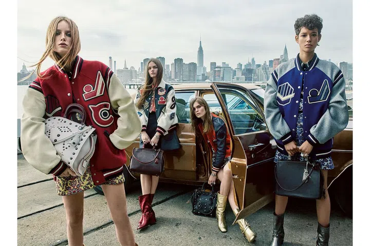 Photo: Coach