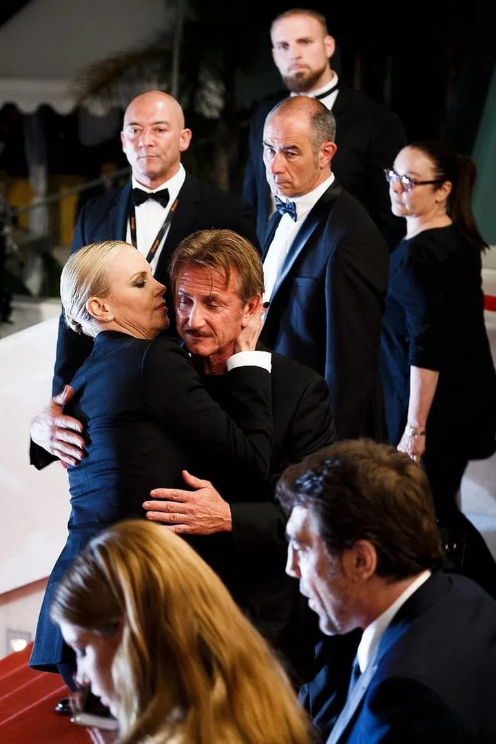 charlize-theron-sean-penn