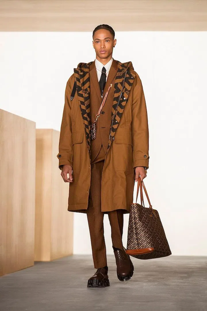 Photo: Versace