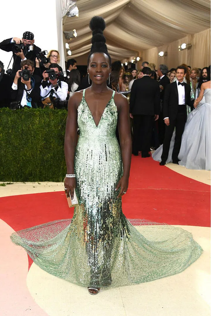 She normally kills it at the red carpet but this time, she just looks like CJ7.Photo: Getty