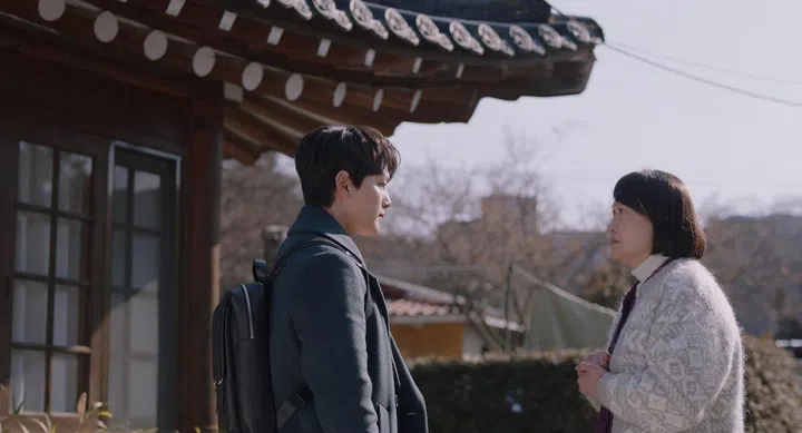 (left to right) Yeo Jin-goo and Hong Huifang. Photo: Courtesy