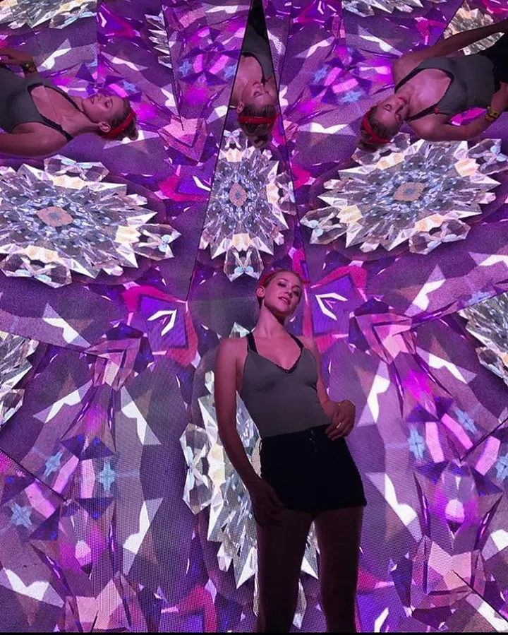 Photo: @lilireinhart