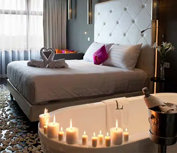 L hotel