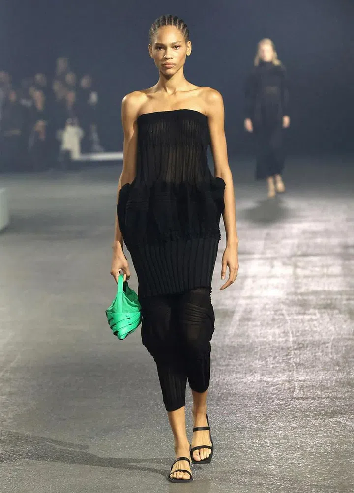 Photo: Issey Miyake