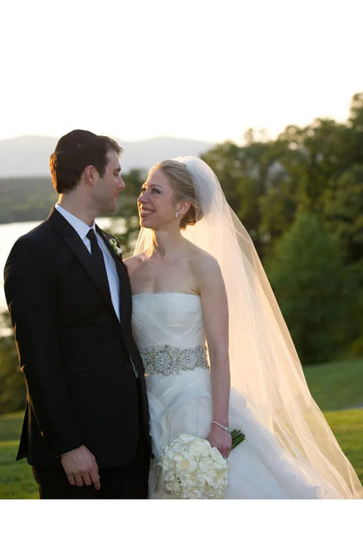 Chelsea Clinton in Vera Wang