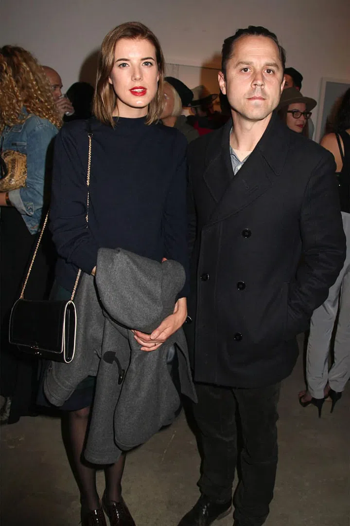 Supermodel Agyness Deyn and Friends star Giovanni Ribisi kept things low key, heading straight for the County Registrar in June 2012. Even her family had no idea.
