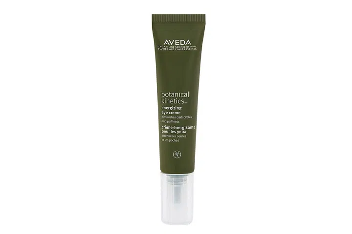 Licorice root extract, caffeine and capuaçu butter depuffs, brightens and hydrates so you look more refreshed.