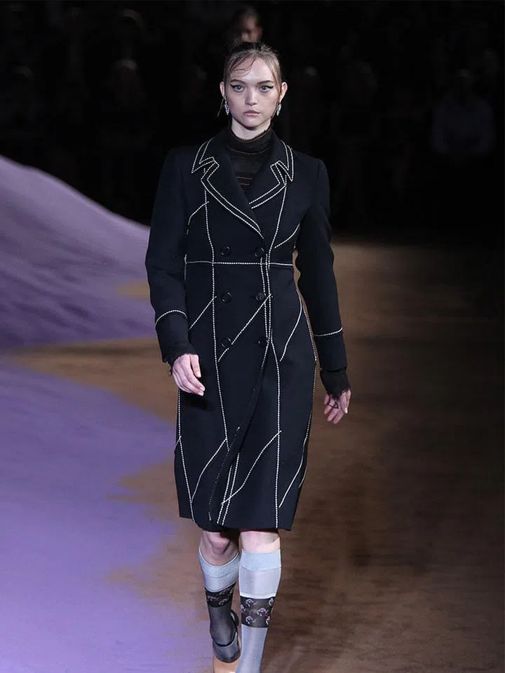 This leggy Australian model called it quits with fashion in 2008 for the silver screen and broke all our hearts. Then she took to the Prada catwalk in 2014, and we fell in love with her all over again.