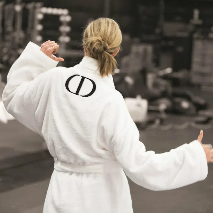 Dior-Capture-Youth-Cara-Delevingne-BTS-Robe