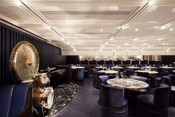Winner of Best Asia Bar, design by NCDA.