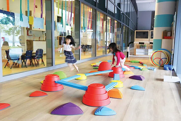 Lorna Whiston Kallang Wave Mall