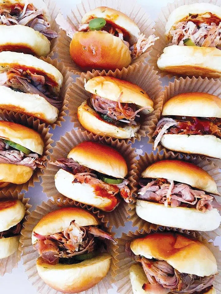 Linus’ Bama Style Barbecue serves up delicious comfort food.