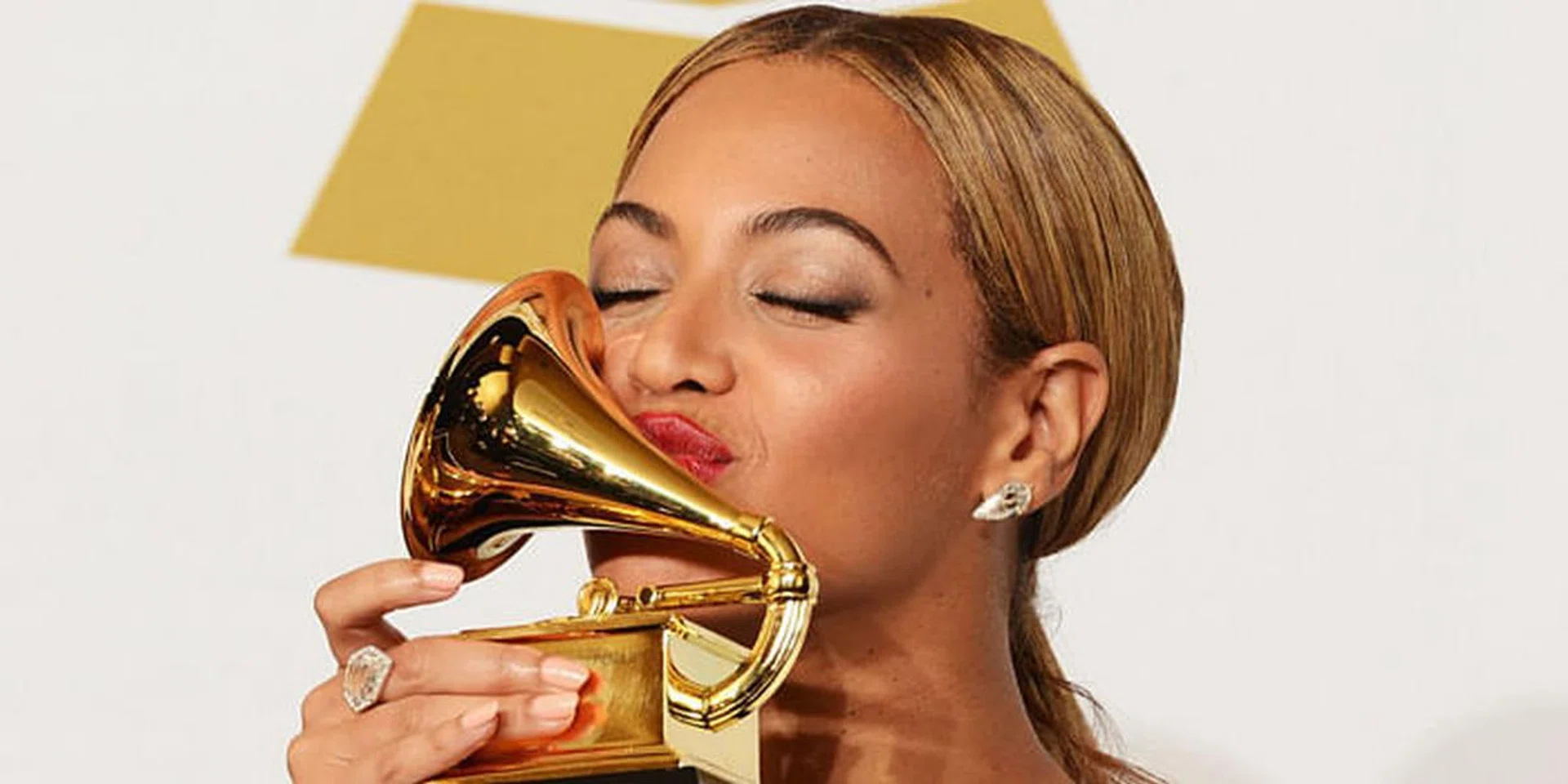 See The List Of Nominees For The 2017 Grammy Awards