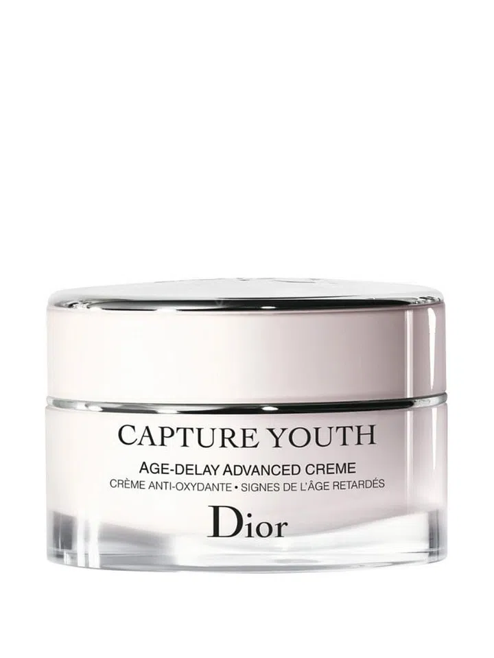 Power antioxidant Florentine Iris extract improves skin's innate defence mechanism to combat oxidative damage for skin that behaves and looks younger, longer.
