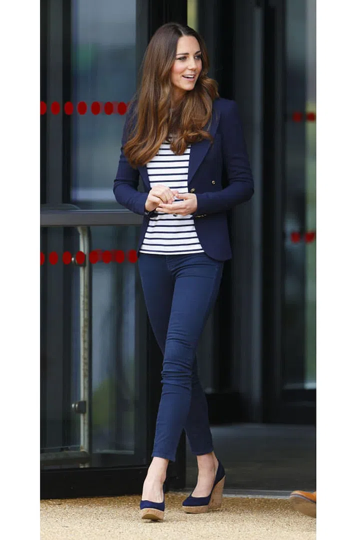 You wouldn't catch Queen Elizabeth dead in skintight pants that leave nothing to the imagination ... but they also weren't in fashion when she was Kate's age! Her tendency to wear jeggings was cited as one reason British researchers now caution women to be careful about the circulatory complications that come with these pants. Photo: Getty