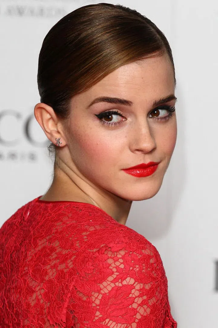 This neat, side-swept style looks polished and disguises any awkward hair length.