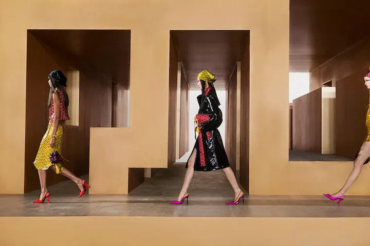 Photo: Versace