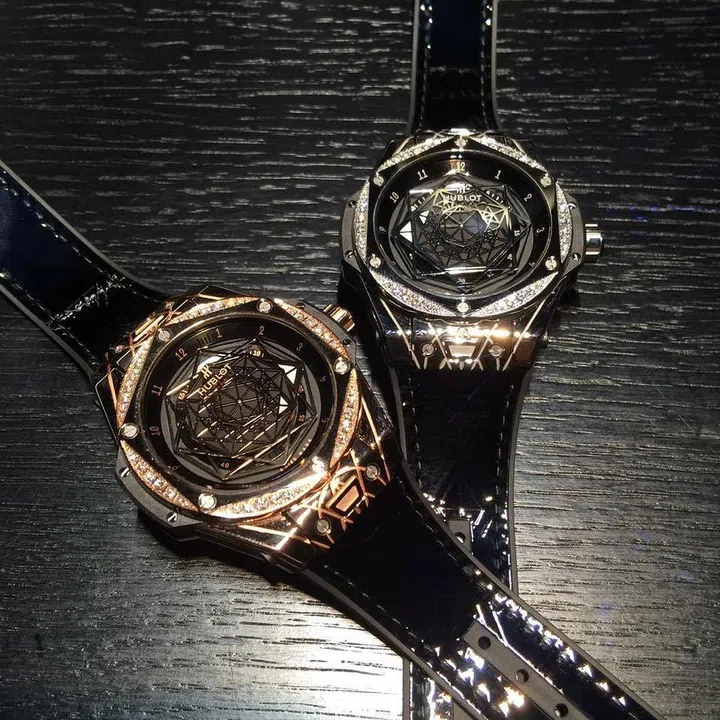 You don't need to be a tattoo enthusiast to appreciate the graphic nature of the Big Bang Sang Bleu released last year. Here, are the new ladies' editions at 38mm
