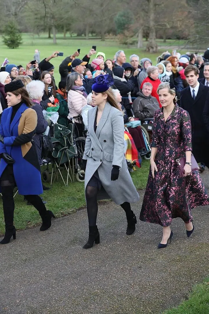 Princess Eugenie and Beatrice arrived with Sophie, Countess of Wessex. Photo: Getty 
