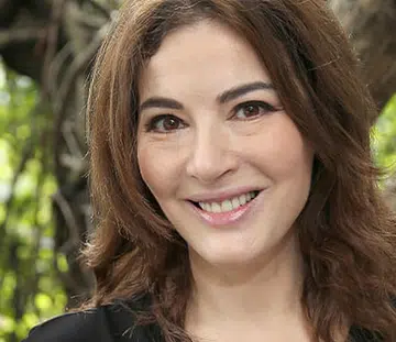 Spice Up Couples Night With Our Favourite Nigella Lawson Recipes