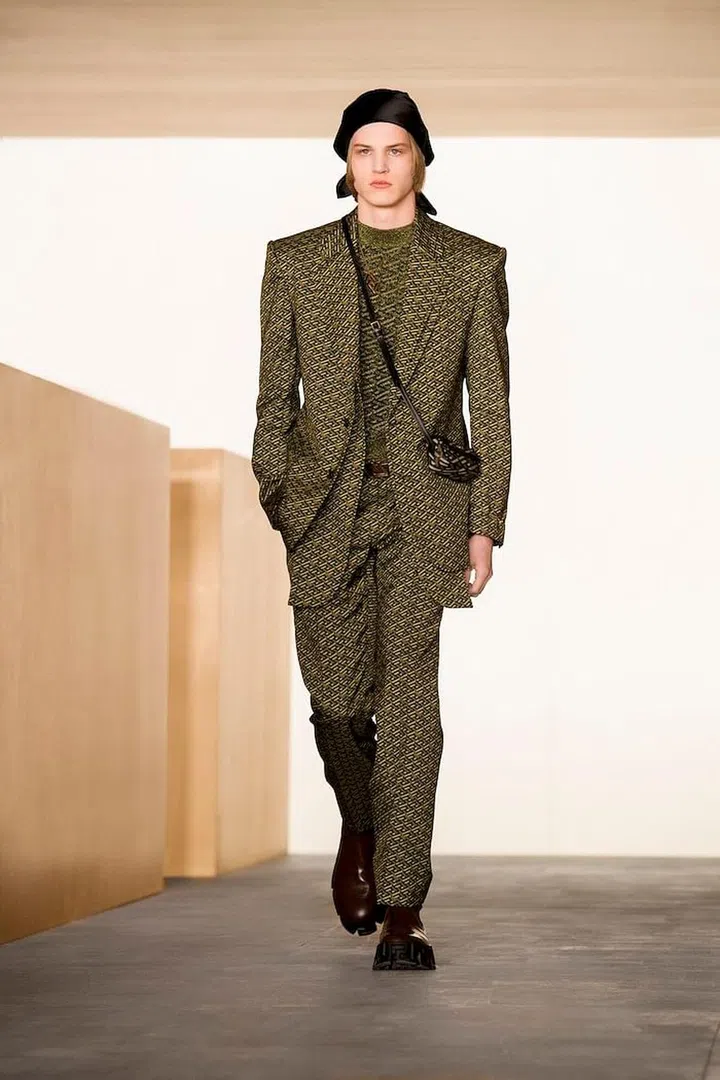 Photo: Versace