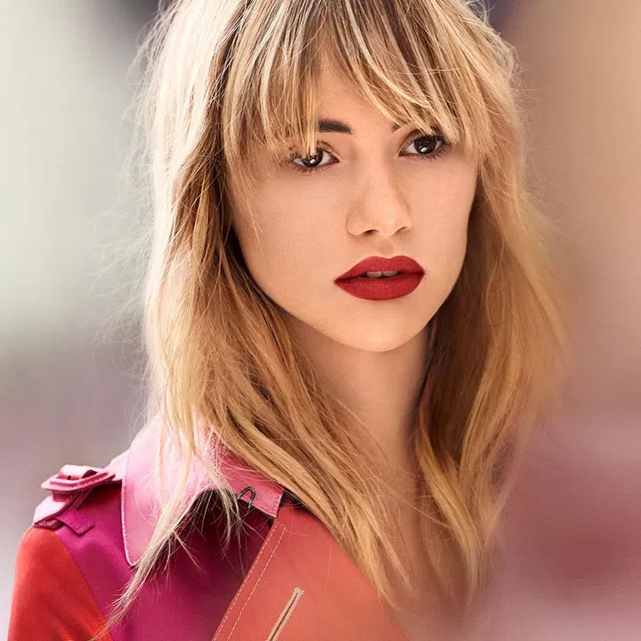 <b>Burberry</b>
Model: Suki Waterhouse