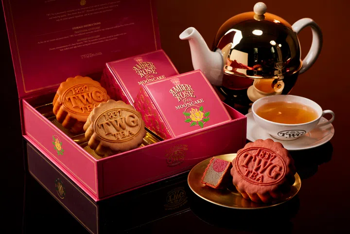 8 Unique Mooncake Flavours To Try This Mid-Autumn Festival | Harper's ...