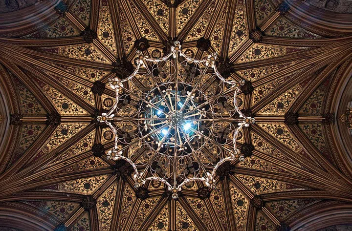 House of Parliament's ceiling, which inspired the interior of the House of Parliament ring