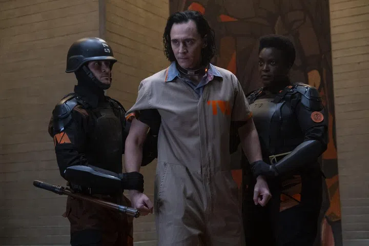 (left to right): Loki (Tom Hiddleston) and Hunter B-15 (Wunmi Mosaku). Photo: Courtesy