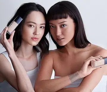 Fiona Fussi and Hanli Hoefer wearing Dior Forever