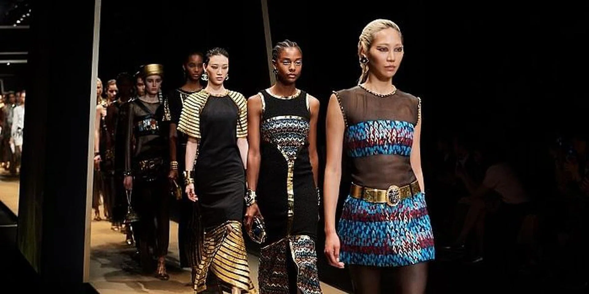 All The Must See Photos From Chanel's 2018/19 Métiers d'art Show