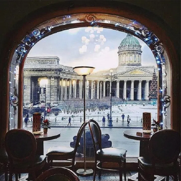 With its dramatic scenery and snowy weather, St Petersburg is a true winter wonderland.