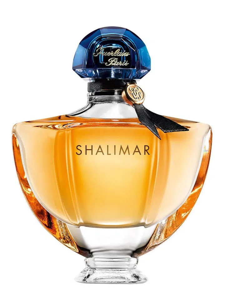 Widely regarded as the first oriental fragrance, this bold and complex fragrance packs bergamot, rose, jasmine, iris and tonka bean to encapsulate desire perfectly. 