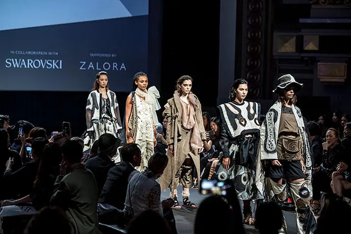 Collection by BAZAAR NewGen 2019 winner Kelly Vallerie. (Photo: Ashley Mak)

