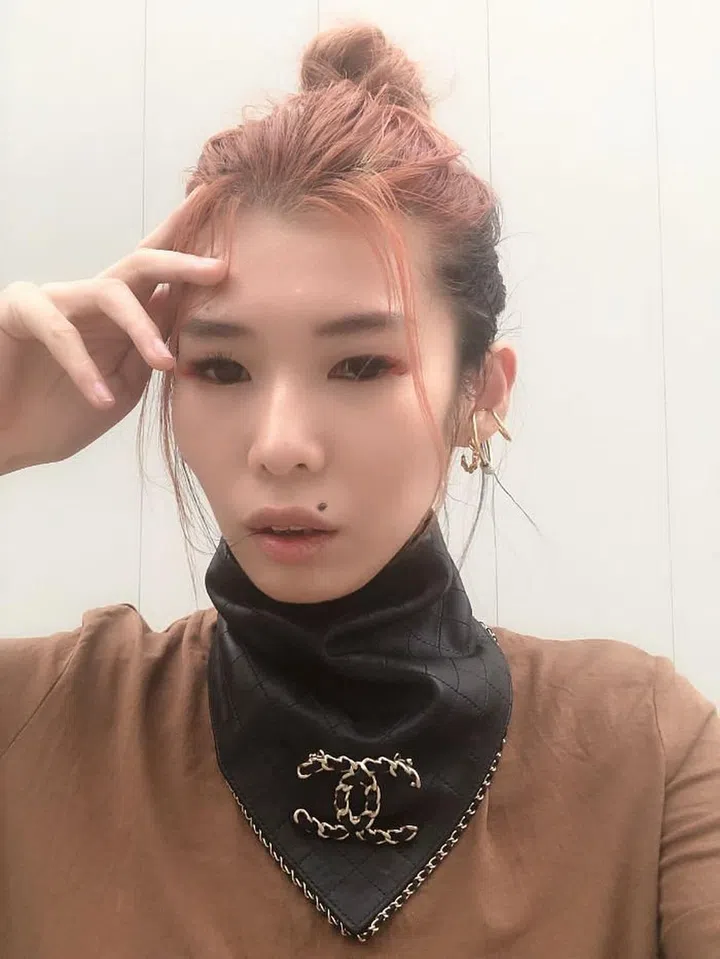 “I like to keep it simple on video calls. You can instantly jazz up a plain tee by adding a scarf and a great pair of earrings. Finish your look with a messy bun for an effortless yet stylish look.”

Photo: Courtesy