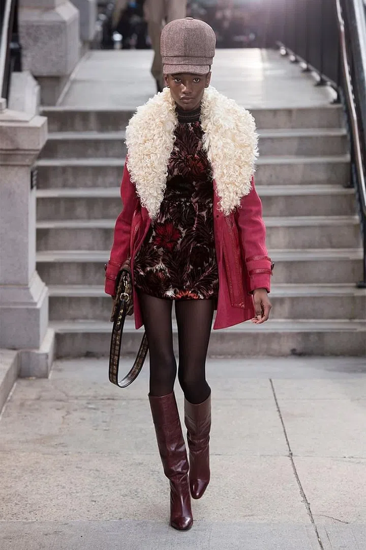 The floral story for the season is either dark and delightful, layered with turtlenecks and leathers, or done up in long sleeves—making it feel right on time for a fall chill. 
Pictured: Marc Jacobs