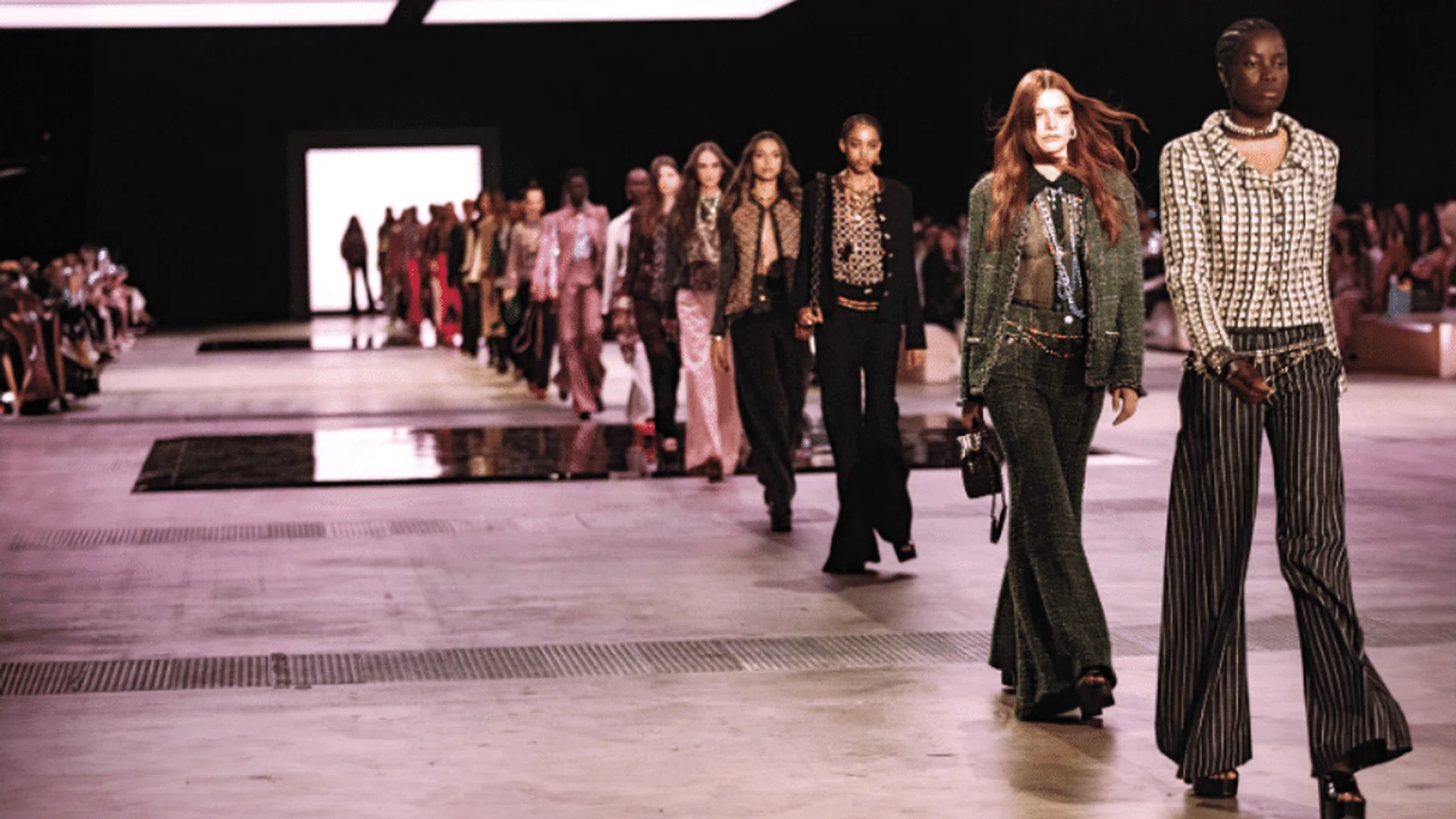 The finale at the Chanel Métiers d’art show in Tokyo Big Sight. Models donned Seventies -inspired looks that featured intricate embroidery and detailing crafted by the House’s various Maisons d’art