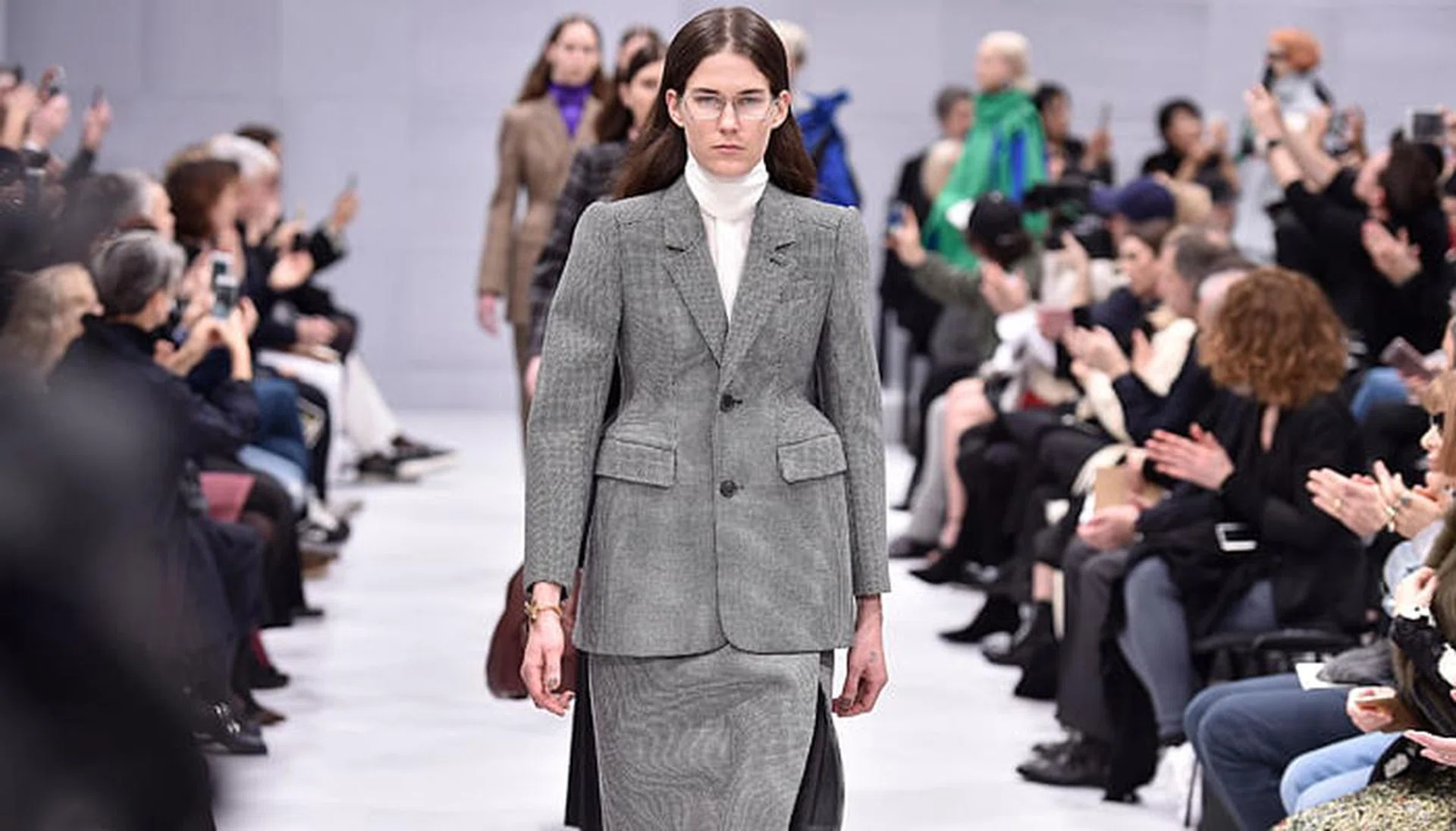 Balenciaga fall/winter 2016