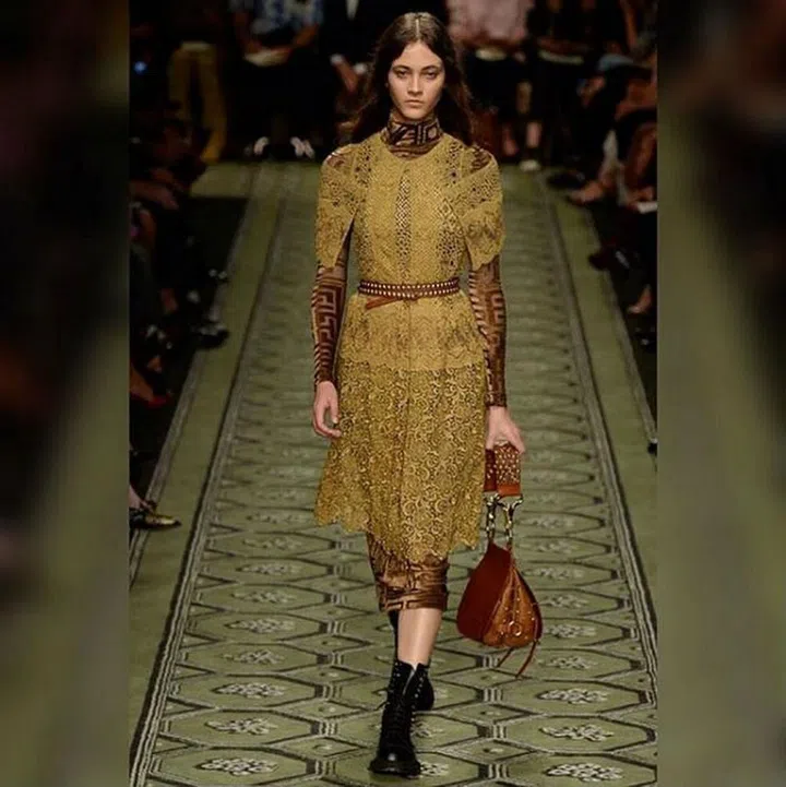 Number of shows walked: 35 //
Trademark: High cheekbones, dreamy eyes, unmistakable walk //
Seen here: Burberry (@burberry) //
Photo: Instagram (@gretavarlese)