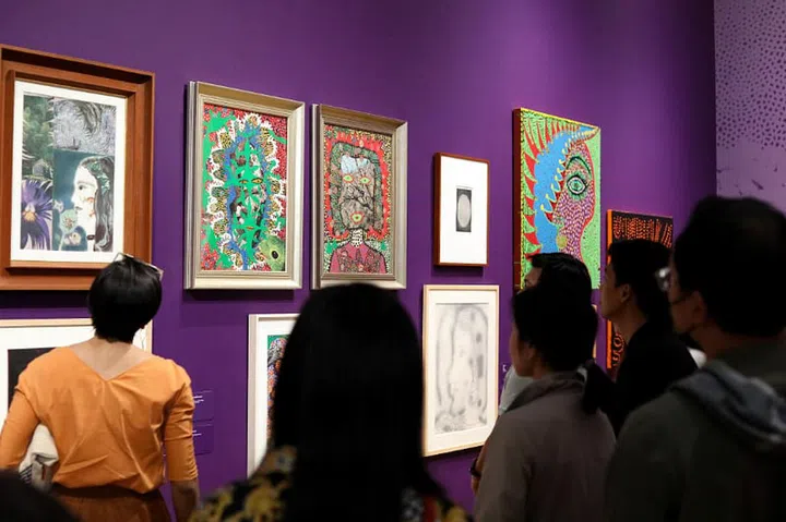 Metis Art joins forces with Mandala Club during Art Basel Hong Kong 2023 to provide members and alumni a guided tour of Yayoi Kusama 1945 to Now” at M+.