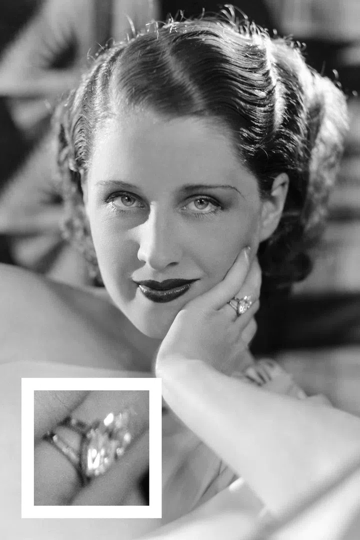 MGM executive Irving Thalberg gave Shearer a marquise-cut diamond ring when he proposed in 1927.

Photo: Getty 