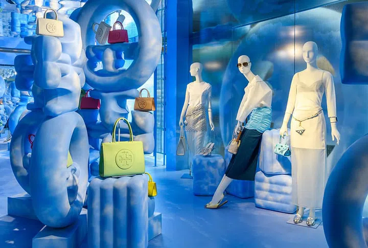 Tory Burch T Monogram Pop-up