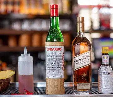 Gold & Rojak Cocktail