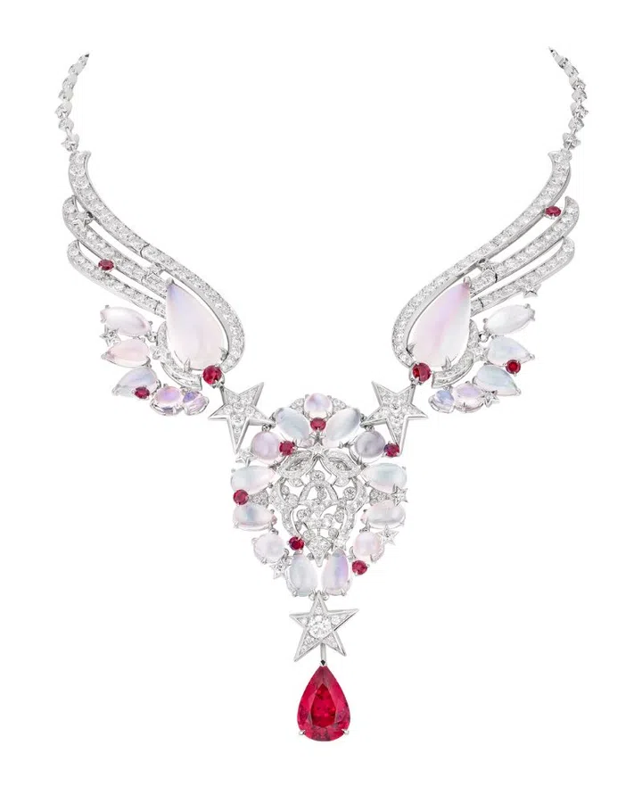 chanel reach for the stars follow your heart necklace