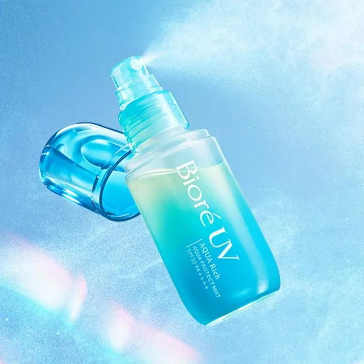 Beauty Awards 2023: Best Spray-on Sunscreen - Bioré UV Aqua Rich Aqua ...